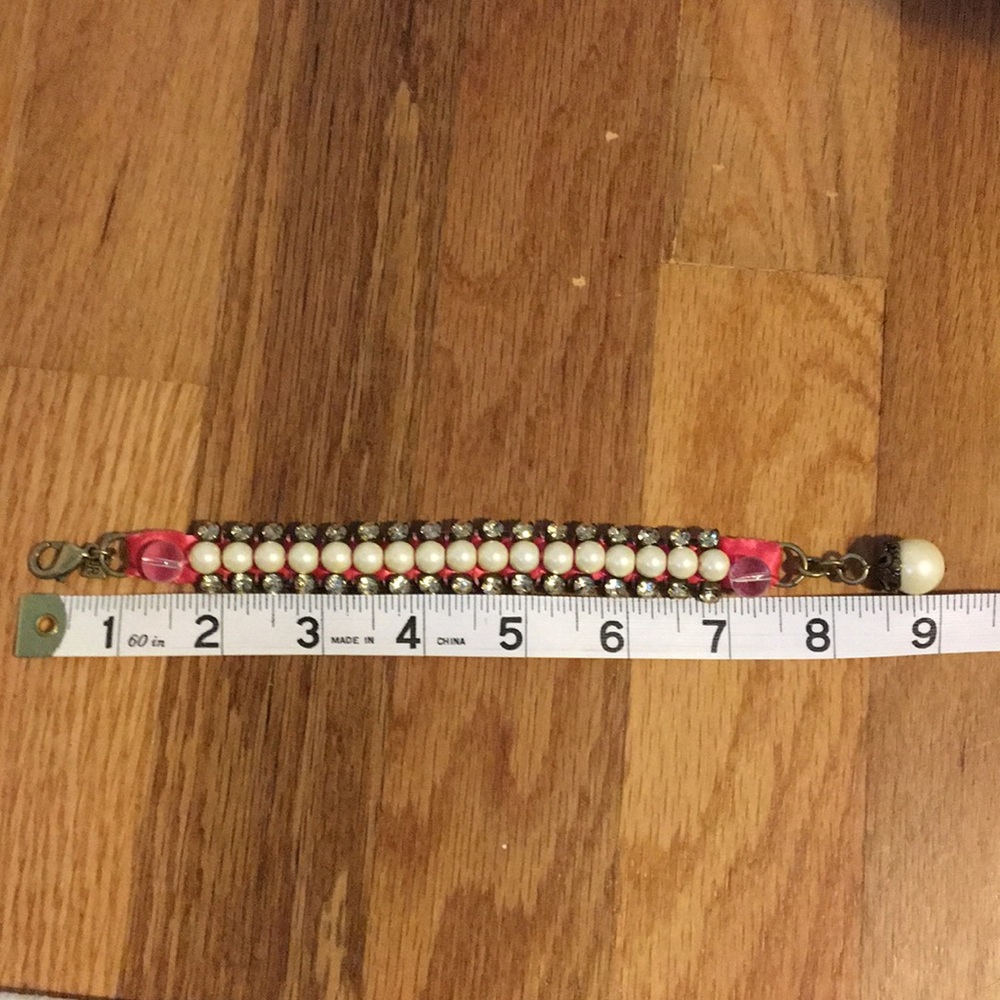 Banana Republic bracelet with pearls and crystals - Picture 4 of 5
